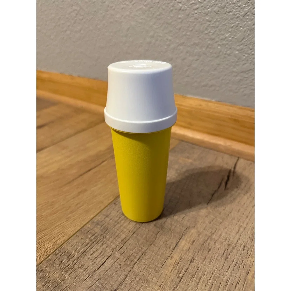 Vintage Tupperware Mustard Dispenser Harvest Yellow Pump 1329-11 Made in USA